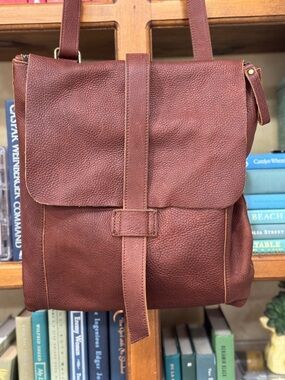 Duluth Trading Lifetime Leather Convertible Backpack